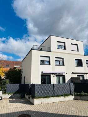 Foto - Haus zum Kaufen in Weiterstat 600.000,00 € 131 m²