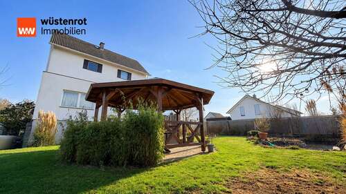 Foto - Haus zum Kaufen in Wiedemar 398.000,00 € 285 m²