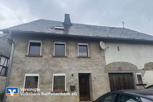 Foto - Haus zum Kaufen in Morbach-Heinzerath 99.000,00 € 103 m²