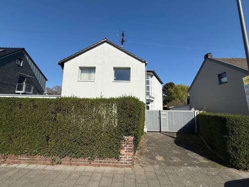 Foto - Haus zum Kaufen in Köln 799.000,00 € 205 m²