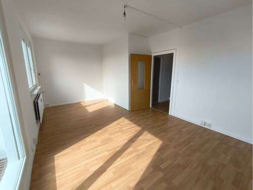 Foto - Wohnung zum Mieten in Halle 342,00 € 56.02 m²