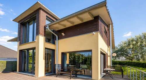 Foto - Haus zum Kaufen in Neckartenzlingen 749.000,00 € 181 m²