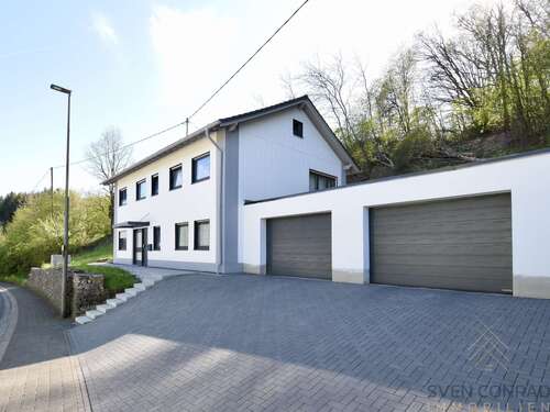 Foto - Haus zum Kaufen in Wilzenberg-Hußweiler 330.000,00 € 151 m²