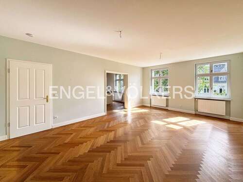 Foto - Wohnung zum Mieten in Frankfurt am Main 4.890,00 € 242 m²