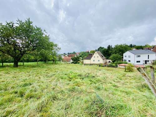 Foto - Grundstück zu verkaufen in Neunkirchen am Brand 399.000,00 € 805 m²