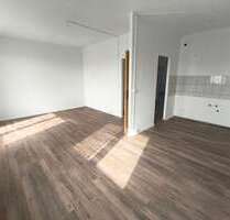 Wohnung zum Mieten in Halle 342,00 € 56.02 m²