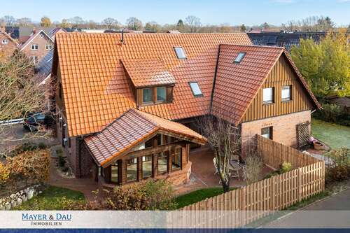 Foto - Haus zum Kaufen in Wiefelstede 695.000,00 € 270.53 m²