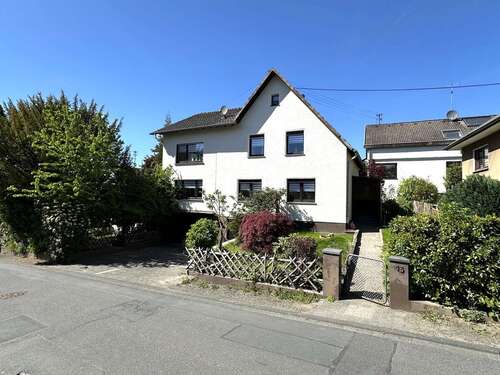 Foto - Haus zum Kaufen in Königswinter 449.000,00 € 180 m²