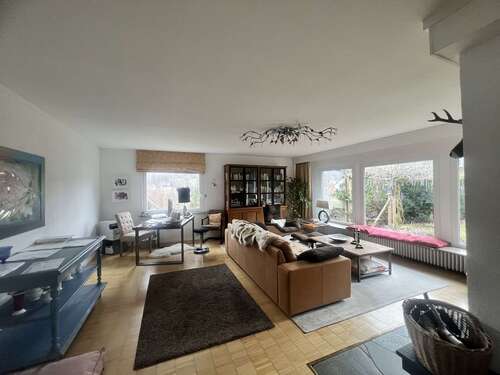 Foto - Haus zum Kaufen in Schmitten im Taunus 679.000,00 € 180 m²