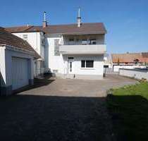 Haus zum Kaufen in Linkenheim-Hochstetten 360.000,00 € 189 m²