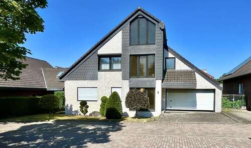 Foto - Haus zum Kaufen in Leverkusen 839.000,00 € 232.83 m²