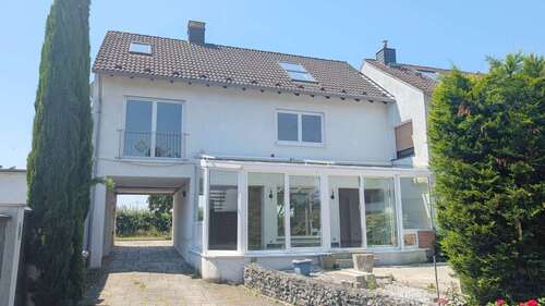 Foto - Haus zum Kaufen in Langenfeld 530.000,00 € 169 m²