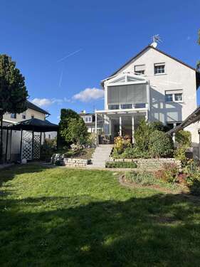 Foto - Haus zum Kaufen in Hattersheim Okriftel 697.000,00 € 160.7 m²