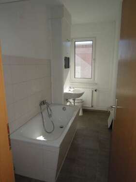 Foto - Wohnung zum Mieten in Oschersleben 303,00 € 59.97 m²