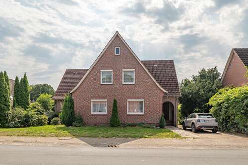 Foto - Haus zum Kaufen in Hammah 267.000,00 € 180 m²