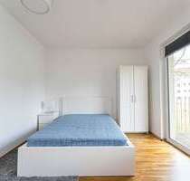 WG-Zimmer in Berlin 700,00 € 12.8 m²