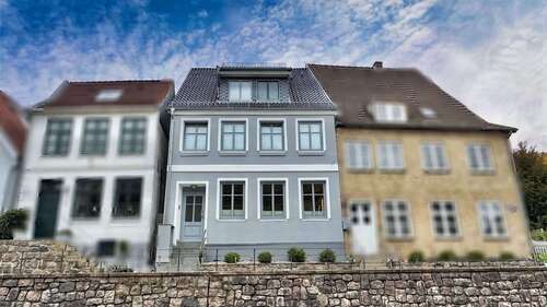 Foto - Haus zum Kaufen in Schleswig 750.000,00 € 260 m²