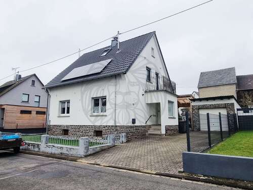 Foto - Haus zum Kaufen in Stahlhofen 279.000,00 € 127 m²