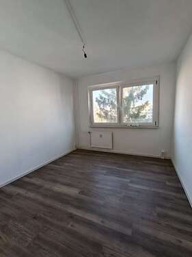 Foto - Wohnung zum Mieten in Halle 342,00 € 56.02 m²