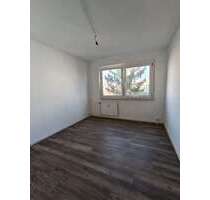 Wohnung zum Mieten in Halle 342,00 € 56.02 m²