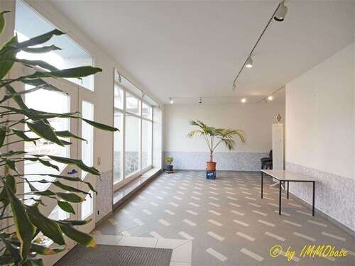 Foto - Einzelhandel in Hainichen , Sachs 554,70 € 92.45 m²