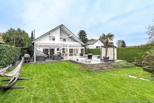 Foto - Haus zum Kaufen in Dreieich 1.098.000,00 € 331.11 m²