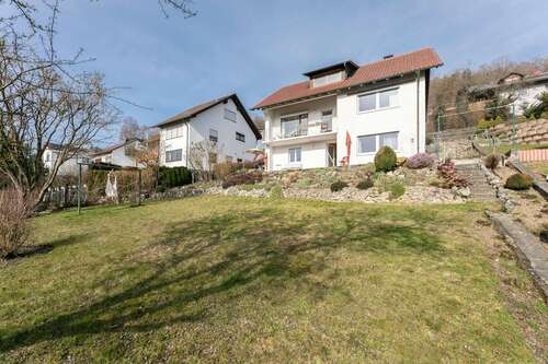 Foto - Haus zum Kaufen in Schelklingen 395.000,00 € 190.89 m²