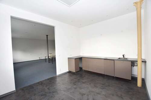 Foto - Büro in Neukirchen 465,00 € 116.27 m²