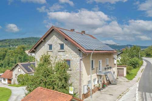 Foto - Haus zum Kaufen in Hauzenberg 149.000,00 € 169 m²