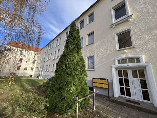 Foto - Wohnung zum Mieten in Hettstedt 420,00 € 65 m²