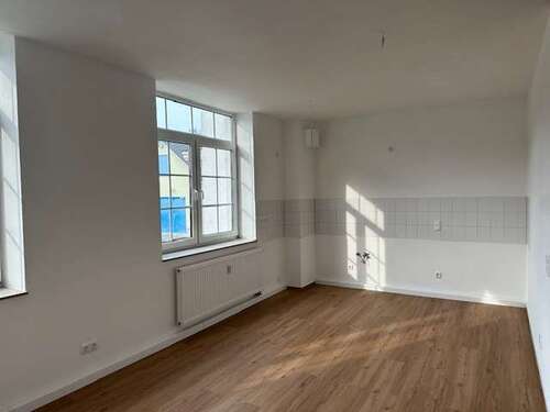 Foto - Wohnung zum Mieten in Gornsdorf 233,00 € 33.29 m²