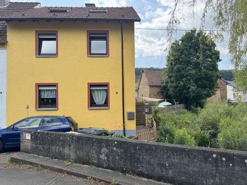 Foto - Haus zum Kaufen in Oberwiesen 182.000,00 € 125 m²