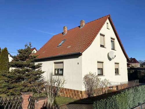 Foto - Haus zum Kaufen in Stauchitz 175.000,00 € 142.57 m²