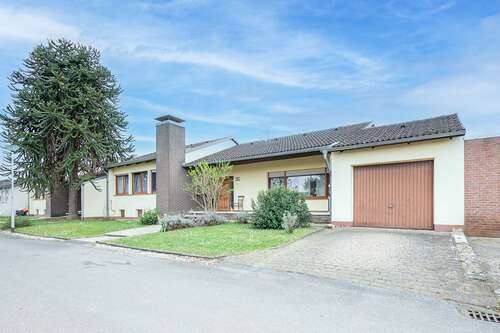Foto - Haus zum Kaufen in Heinsberg Karken 265.000,00 € 104 m²