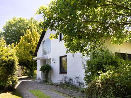 Foto - Haus zum Kaufen in Schwarzenbek 415.000,00 € 144 m²