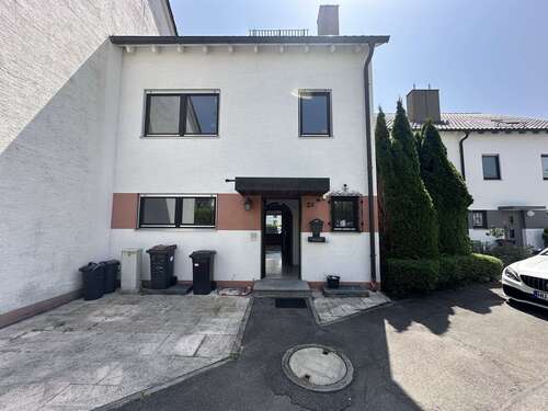 Foto - Haus zum Mieten in Neu-Ulm Offenhausen 1.695,00 € 136 m²