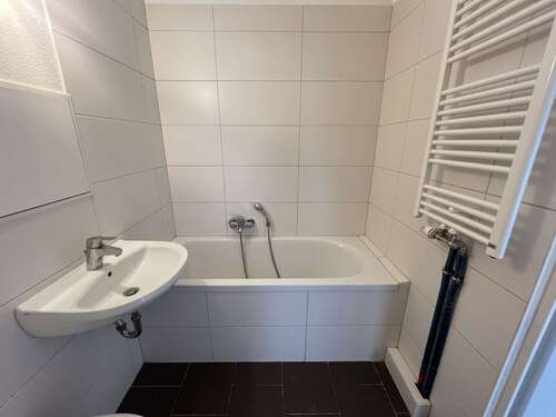 Foto - Wohnung zum Mieten in Reinsdorf 680,00 € 112 m²