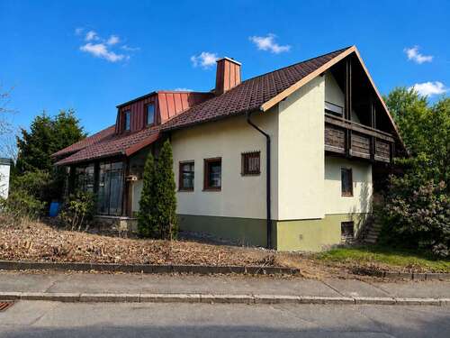 Foto - Haus zum Kaufen in Hof 220.000,00 € 189 m²