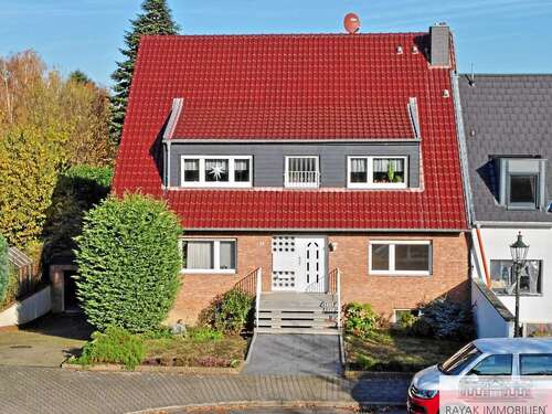 Foto - Haus zum Kaufen in Düsseldorf Wersten 1.149.000,00 € 242.09 m²