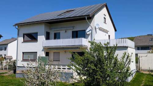 Foto - Haus zum Kaufen in Meschede 319.000,00 € 228 m²