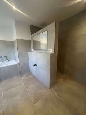 Foto - Haus zum Kaufen in Dormagen 749.000,00 € 217.98 m²