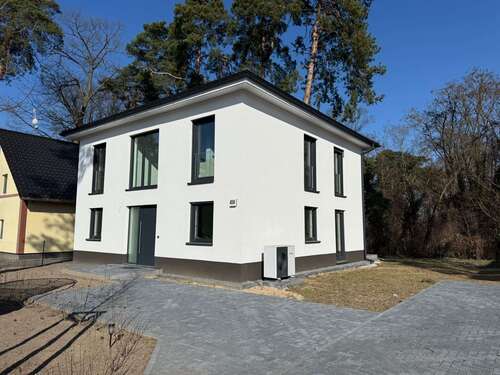 Foto - Haus zum Kaufen in Brandenburg - Blankenfelde-Mahlow 940.000,00 € 153 m²