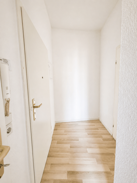 Foto - Wohnung zum Mieten in Radeberg 304,00 € 38 m²