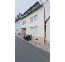 Haus zum Mieten in Oestrich-Winkel 1.400,00 € 150 m²