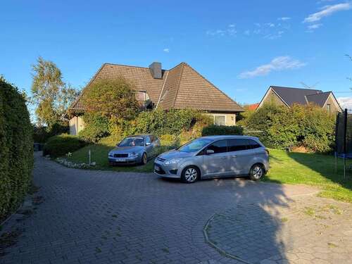 Foto - Haus zum Kaufen in Grünendeich 385.600,00 € 233 m²