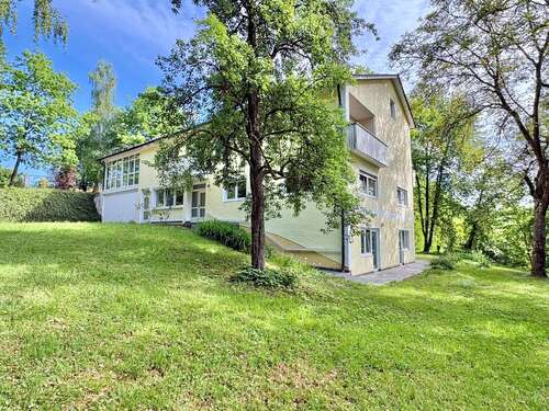 Foto - Haus zum Kaufen in Winzer 790.000,00 € 530 m²