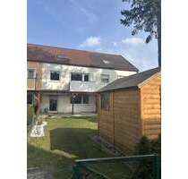 Haus zum Mieten in Nürnberg 1.600,00 € 150 m²