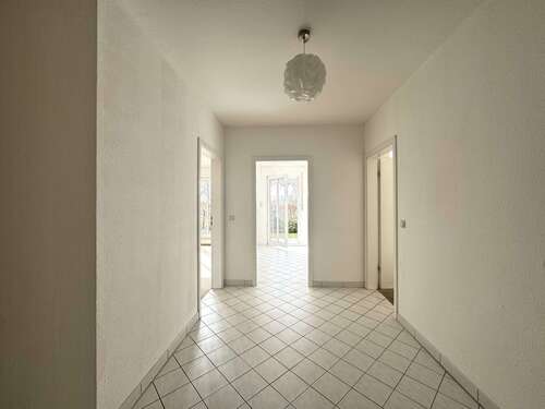 Foto - Wohnung zum Kaufen in Crivitz 63.000,00 € 60.97 m²