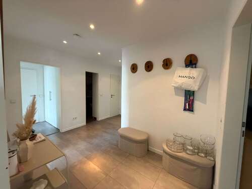 Foto - Wohnung zum Kaufen in Meerbusch 260.000,00 € 76 m²