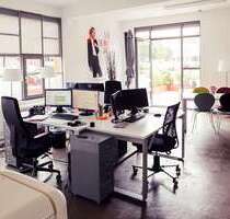 Büro in Köln 400,00 € 8 m² - 400,00 EUR Kaltmiete, ca.  8,00 m² in Köln (PLZ: 51063)